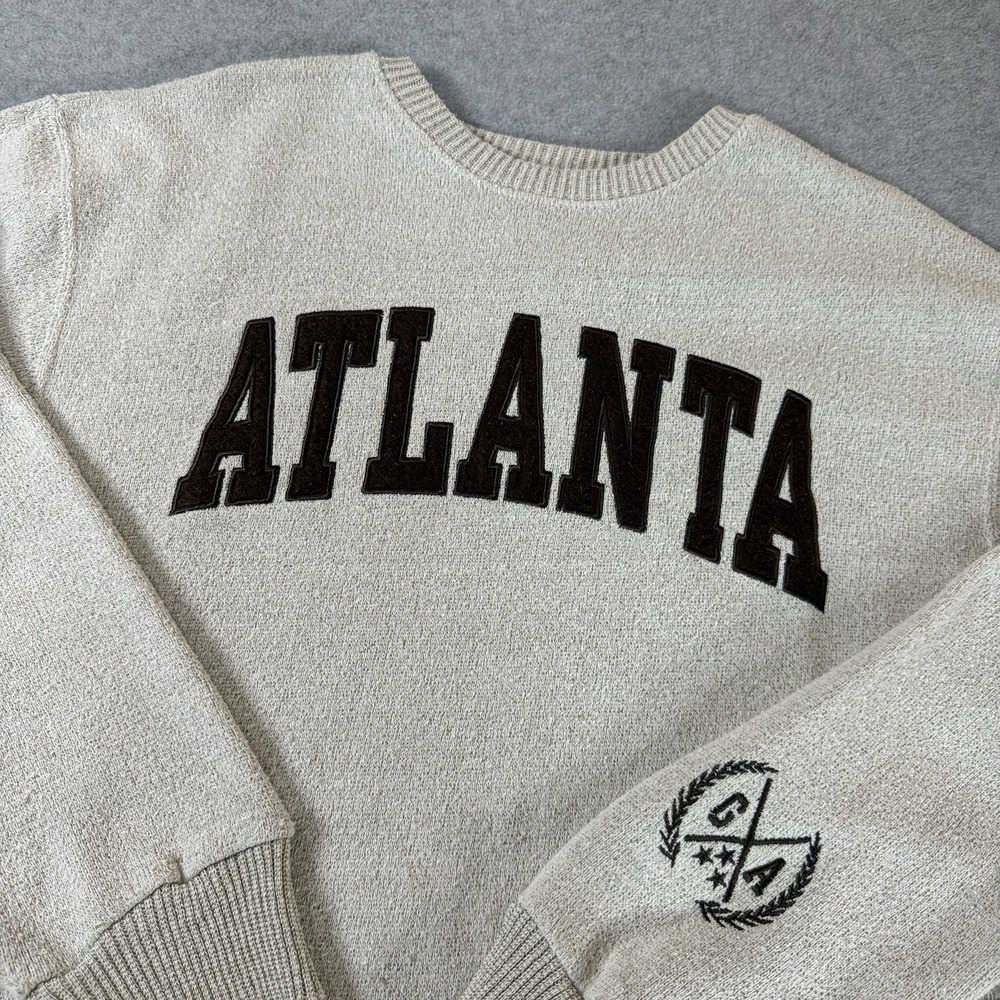 New York Popular Atlanta Crewneck Sweatshirt‎ M Oatmeal Embroidered Graphic